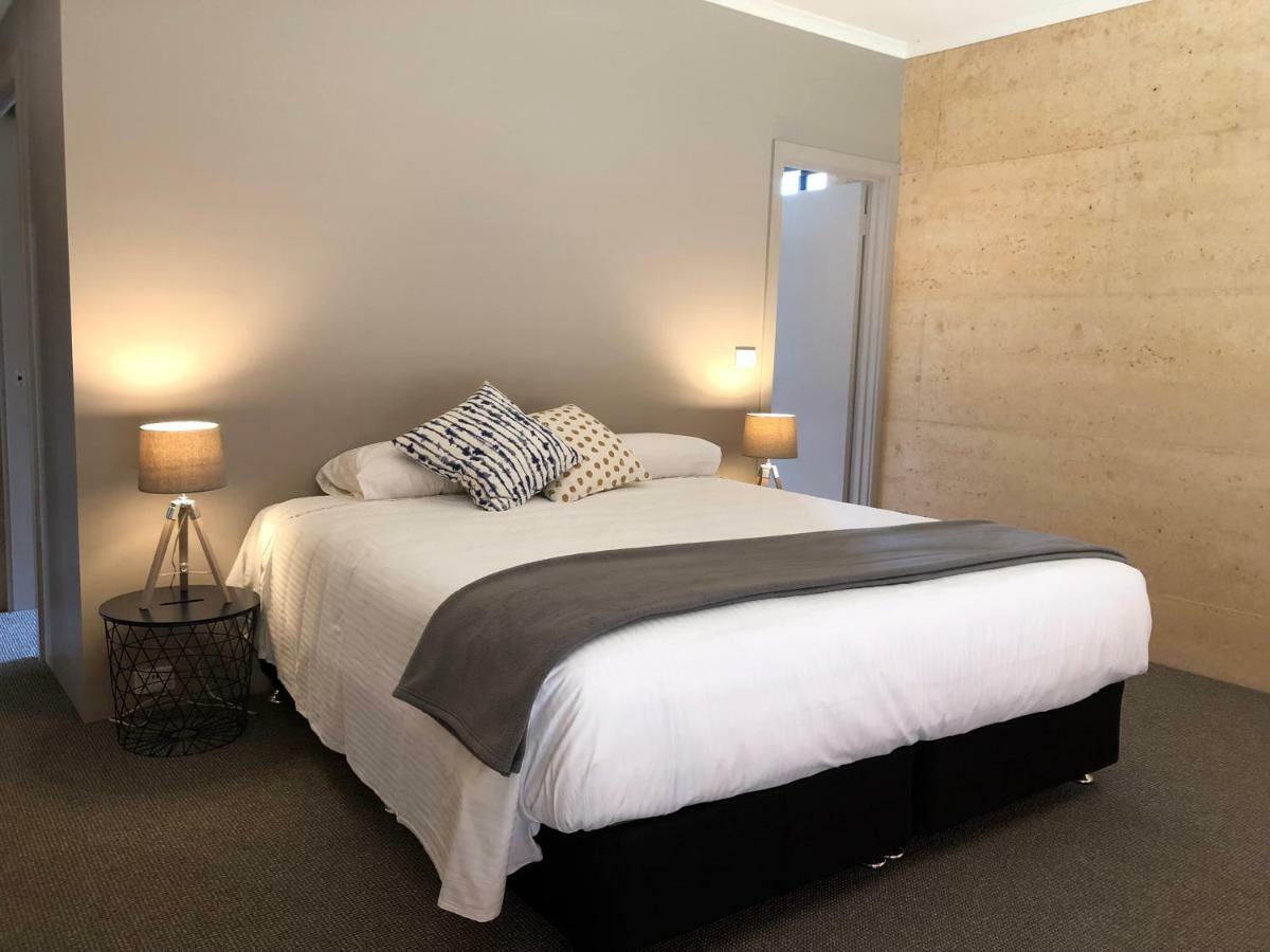 Tanah Marah Hotel Bramley Ngoại thất bức ảnh